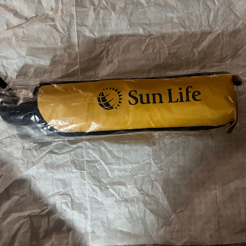 Yellow Umbrella Automatic Folding Umbrella